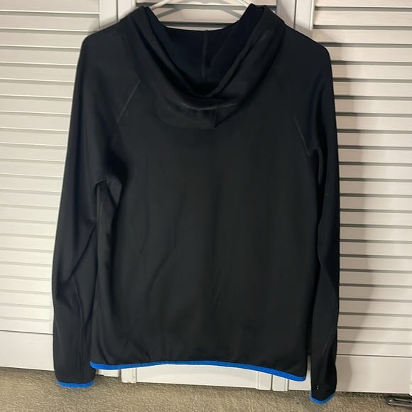 Nike Dri-Fit Sweatshirt - Picture 5 of 5